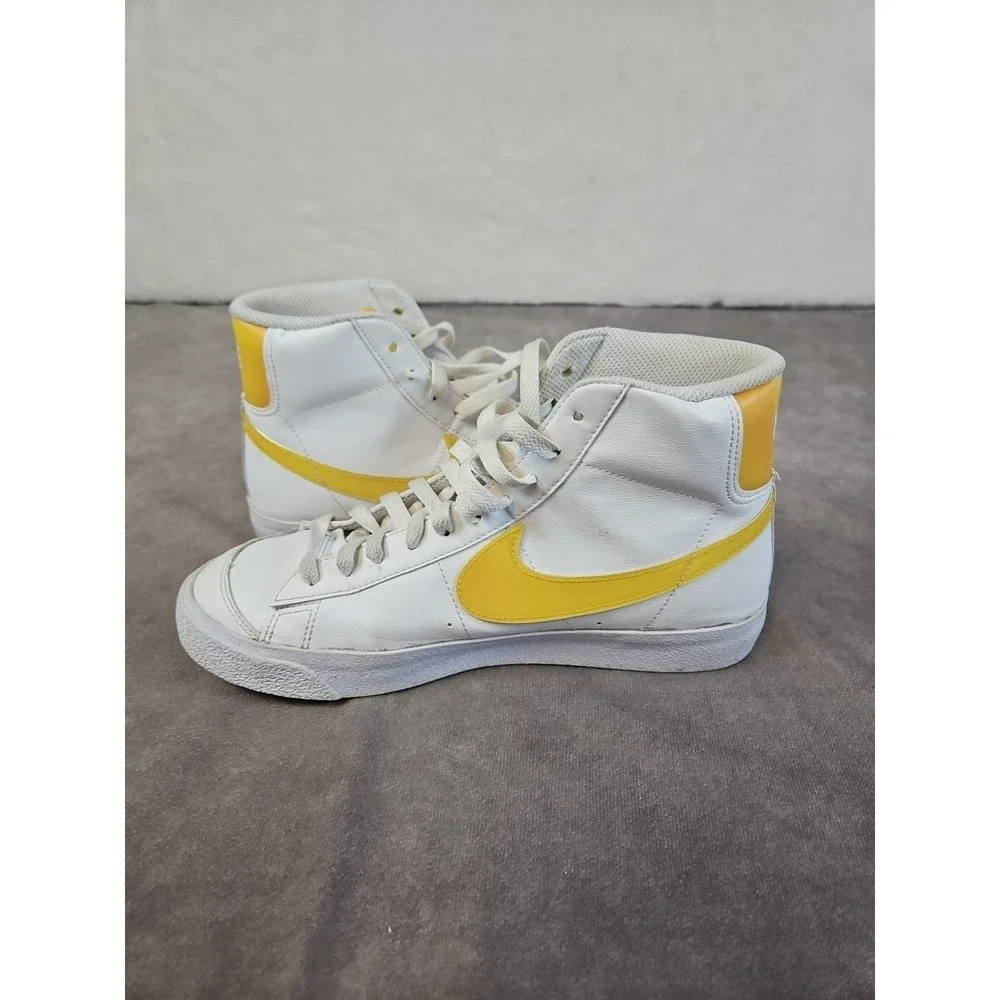 Nike Blazer Mid '77 GS Shoes Youth Size 7Y White Yellow High Top DA4086-103